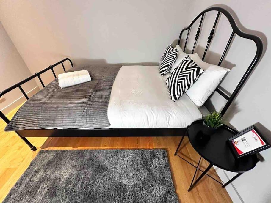 Lisbon Marques De Pombal Top Flat Great Locations City Center B Exterior photo
